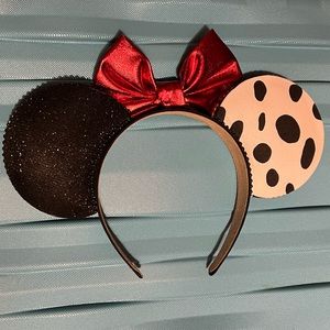 EUC Minnie Ears Dalmatian Cruella